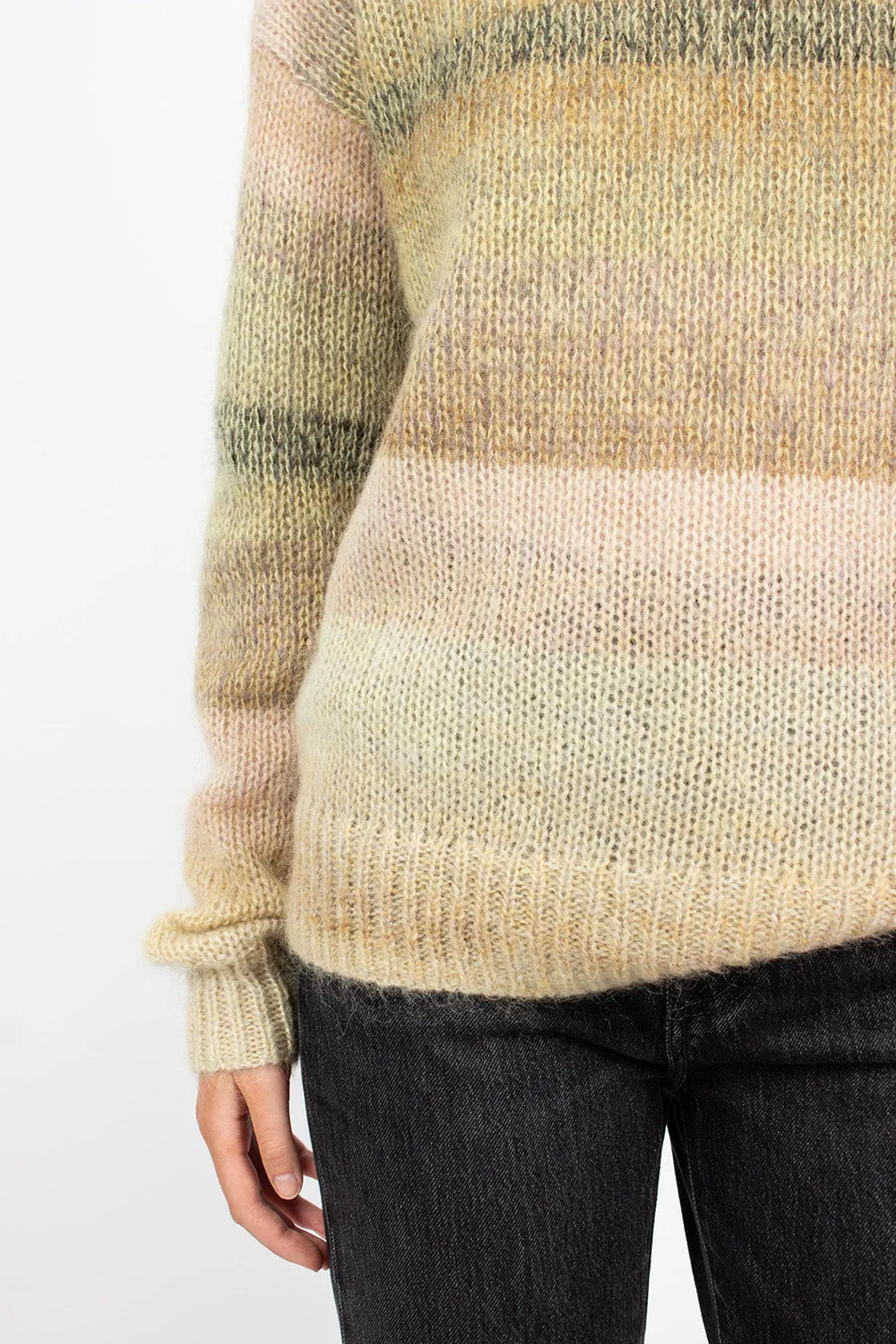 Gradient Crew Neck Knit