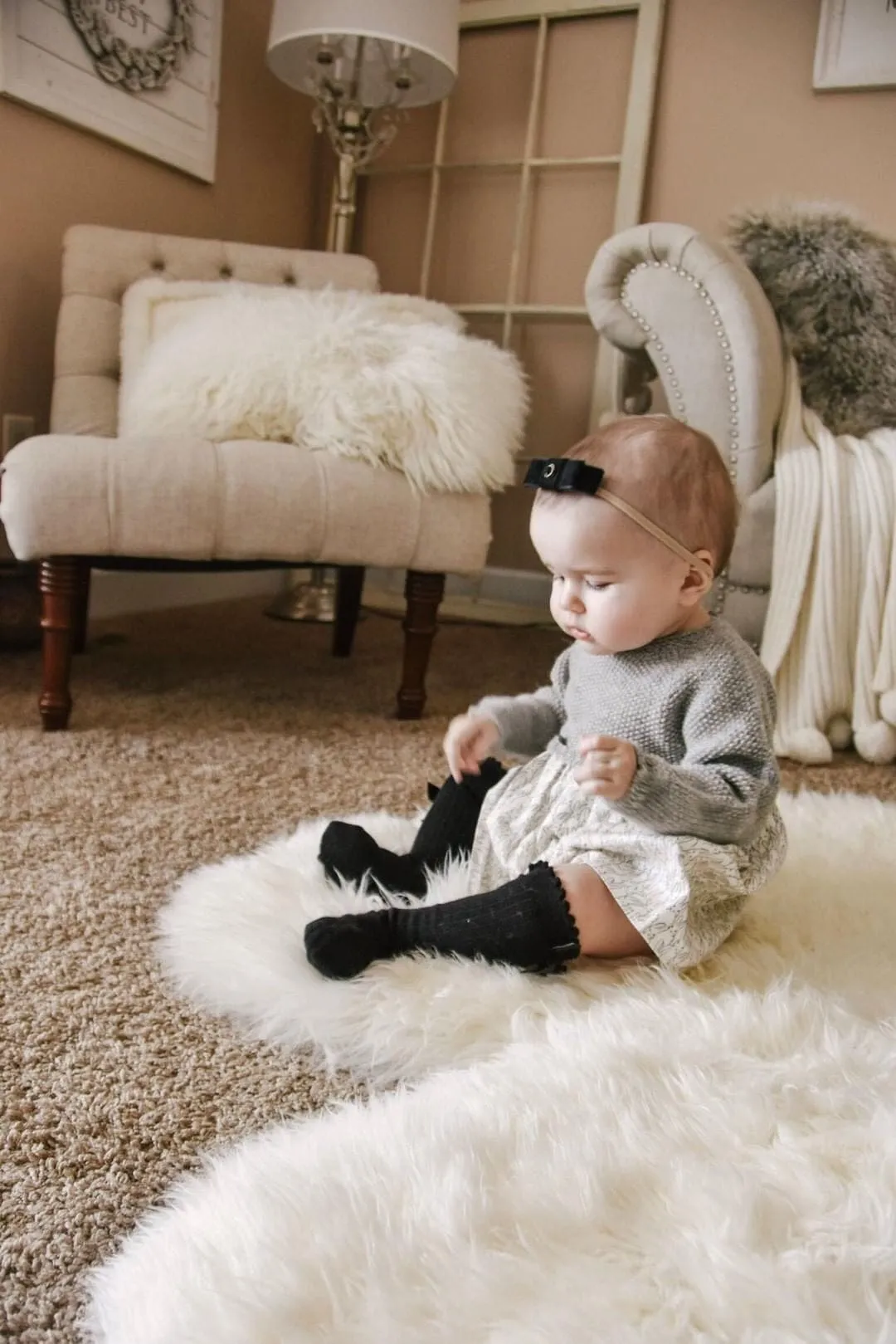 Ribbed Knee High Socks With Bows